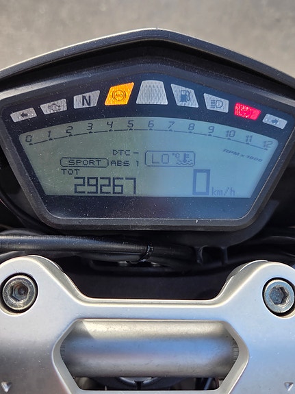 Ducati Hypermotard 25 of 30
