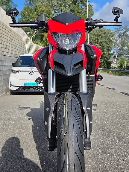 Ducati Hypermotard 20 of 30