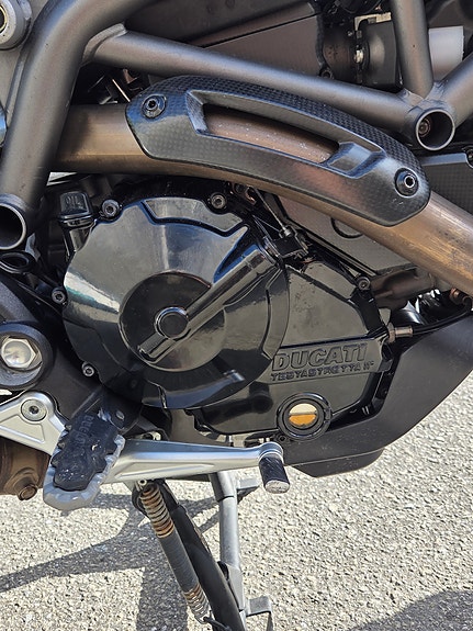 Ducati Hypermotard 16 of 30