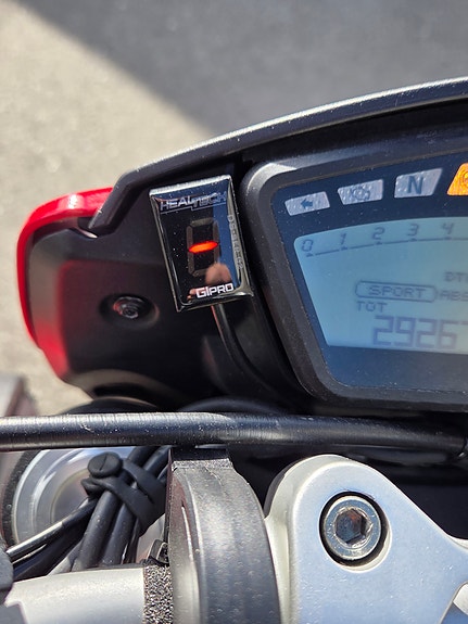 Ducati Hypermotard 15 of 30