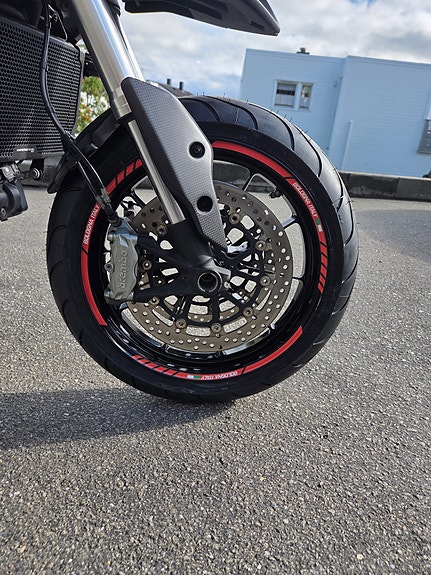 Ducati Hypermotard 6 of 30
