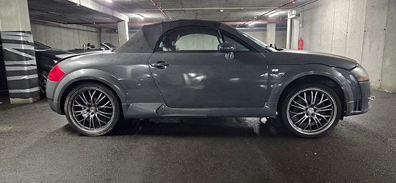 Audi TT 8 of 12