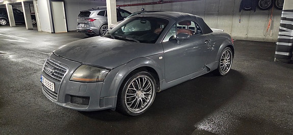 Audi TT 3 of 12