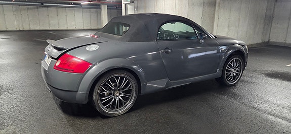 Audi TT 7 of 12