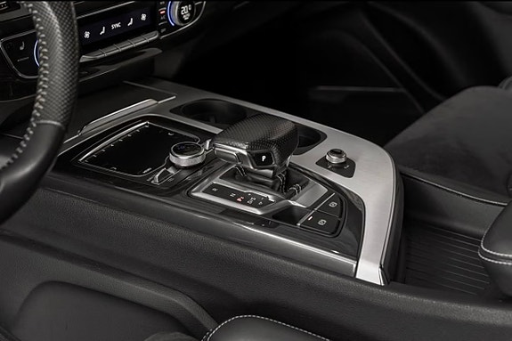 Audi Q7 8 of 13