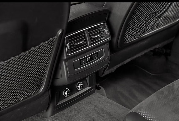 Audi Q7 12 of 13