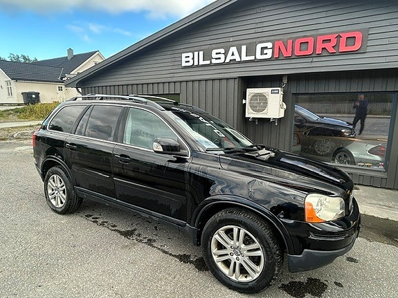 Volvo XC90 9 of 17