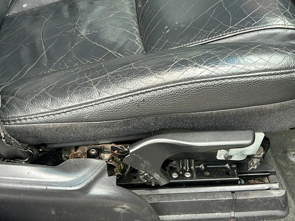 Volvo XC90 12 of 17