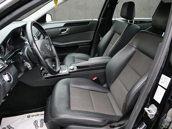 Mercedes-Benz E220 10 of 19