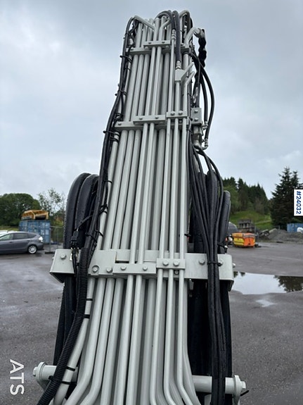 Takeuchi TB280FR gravemaskin m/ pusseskuffe og rototilt, kun 260 timer 19 of 29