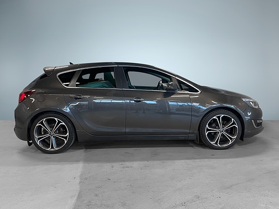Opel Astra 4 of 21