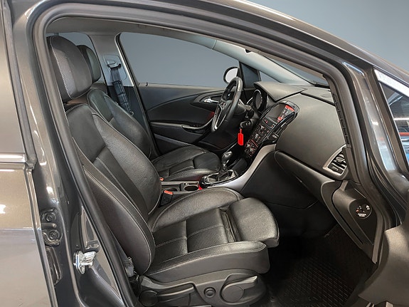 Opel Astra 9 of 21