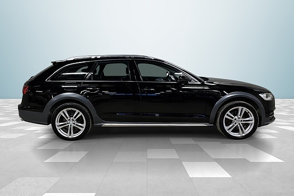 Audi A6 allroad 3 of 26