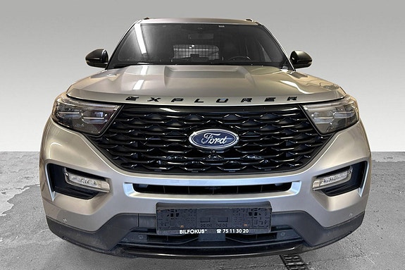 Ford Explorer 14 of 14