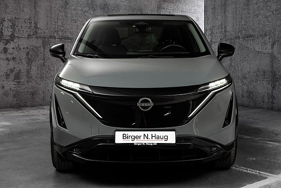 Nissan Ariya 4 of 30