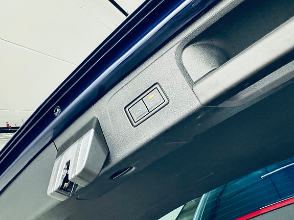 Volkswagen Passat 7 of 19