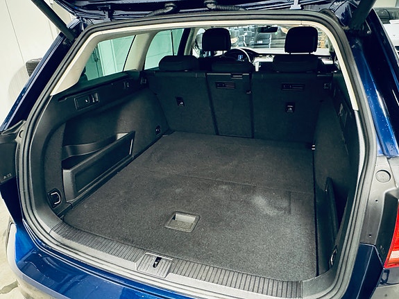 Volkswagen Passat 6 of 19