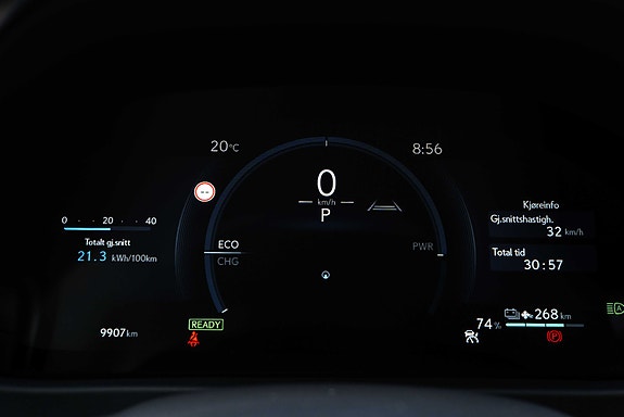 Lexus UX300e 13 of 19
