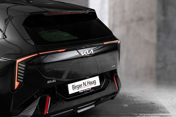 Kia EV4 6 of 29