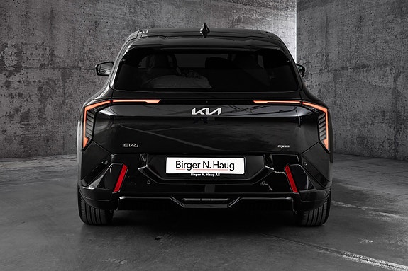 Kia EV4 7 of 29