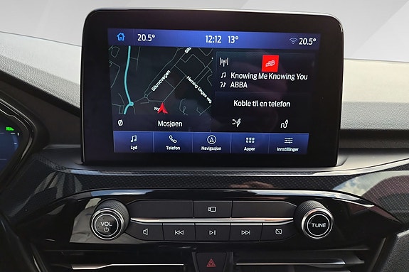 Ford Kuga 14 of 18