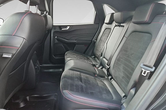 Ford Kuga 17 of 18