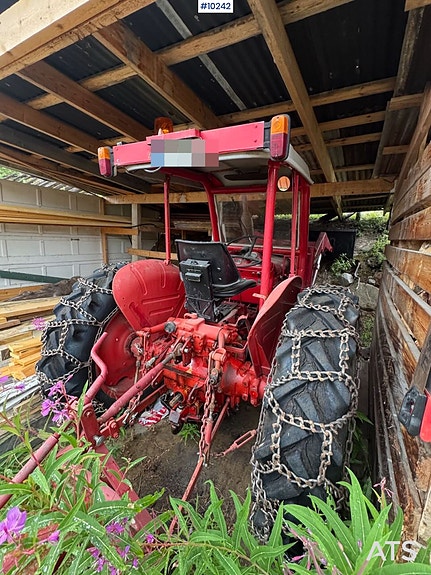 Volvo BM 400 Traktor - Frontlaster, skuffe og skjær 8 of 24