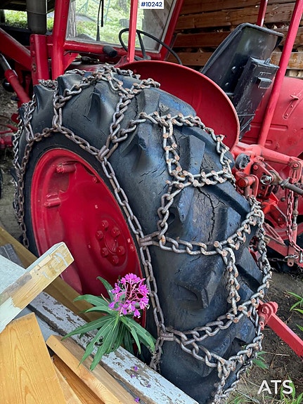 Volvo BM 400 Traktor - Frontlaster, skuffe og skjær 23 of 24