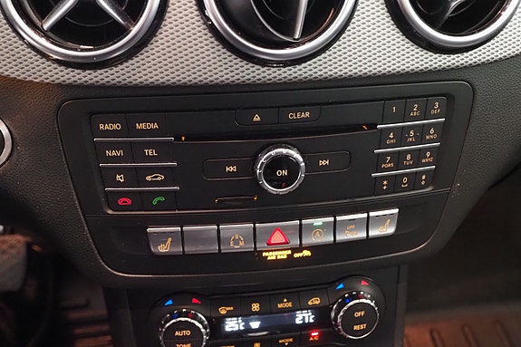 Mercedes-Benz B180 16 of 21