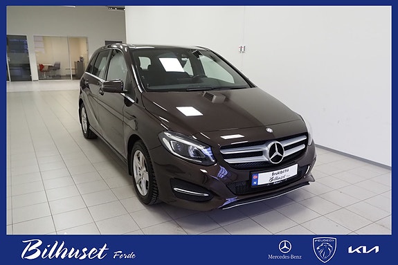 Mercedes-Benz B180 4 of 21