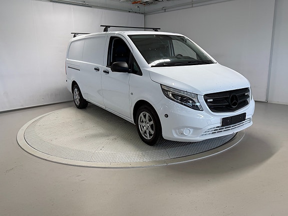 Mercedes-Benz Vito 114 2 of 28