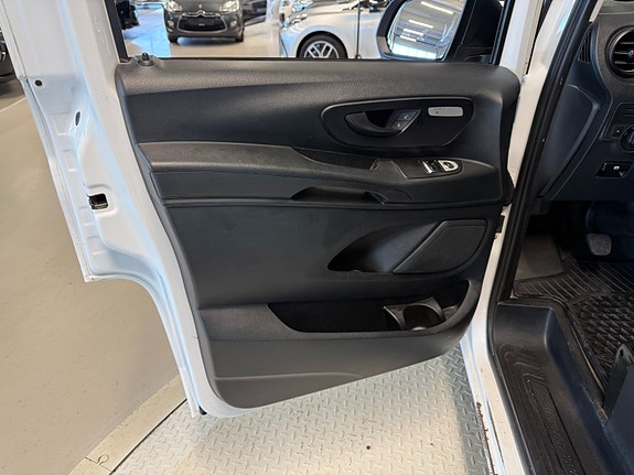 Mercedes-Benz Vito 114 25 of 28