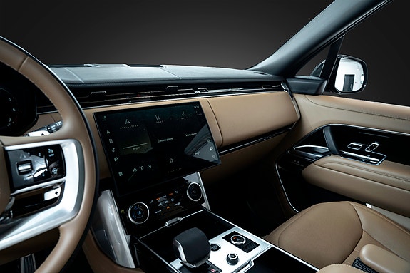 Land Rover Range Rover 12 of 21
