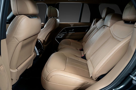 Land Rover Range Rover 19 of 21