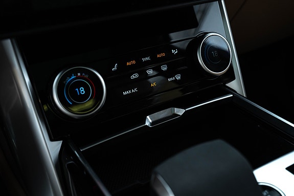 Land Rover Range Rover 15 of 21