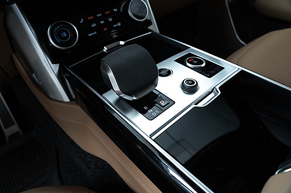 Land Rover Range Rover 14 of 21