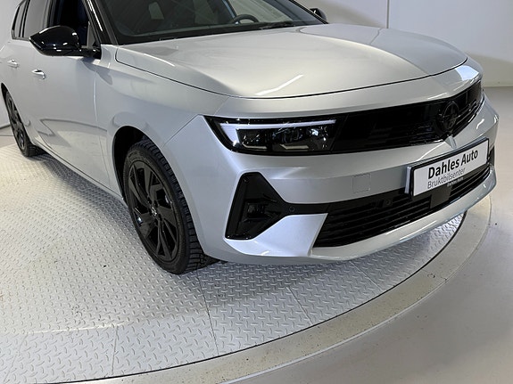Opel Astra 14 of 30