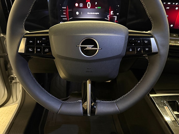 Opel Astra 19 of 30