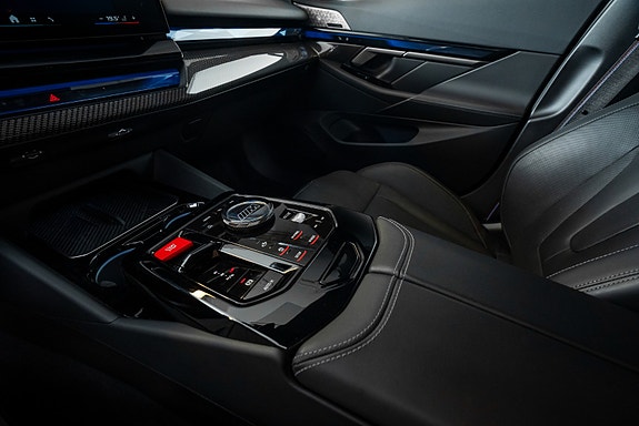 BMW M5 17 of 27