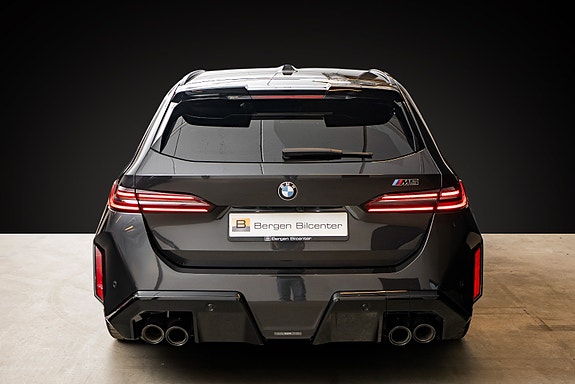 BMW M5 8 of 27