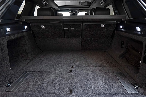 Land Rover Range Rover 25 of 25