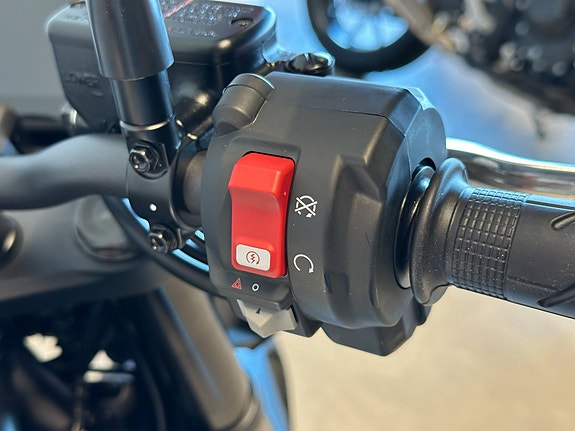 Honda CB750 Hornet E-Clutch - Kampanje! Få med 5.000,- i ekstrautstyr eller kjøreutstyr 6 of 8