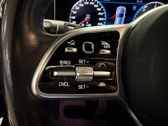 Mercedes-Benz E220 d 23 of 30