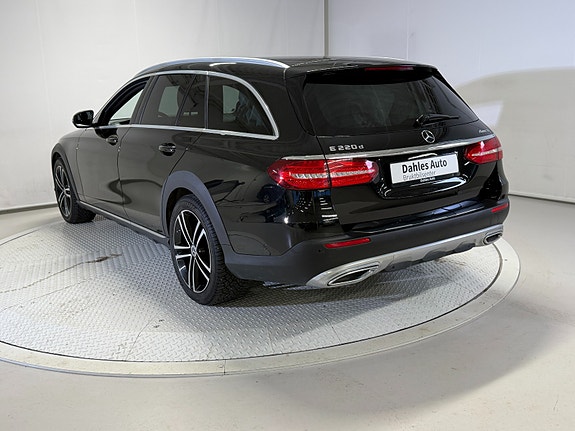 Mercedes-Benz E220 d 16 of 30