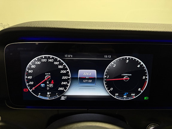 Mercedes-Benz E220 d 21 of 30