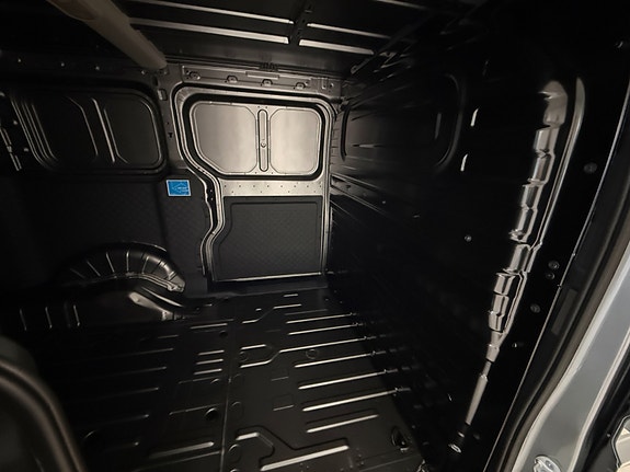 Kia PV5 14 of 30