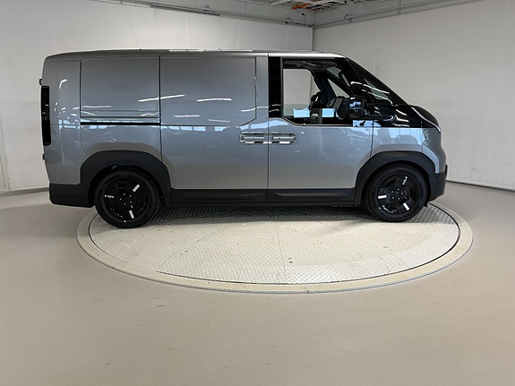 Kia PV5 10 of 30