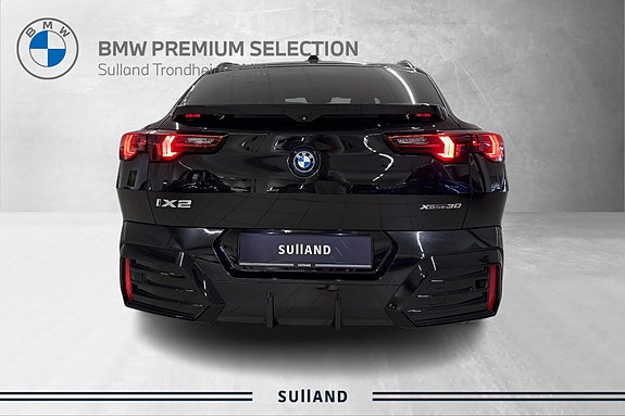 BMW iX2 4 of 30