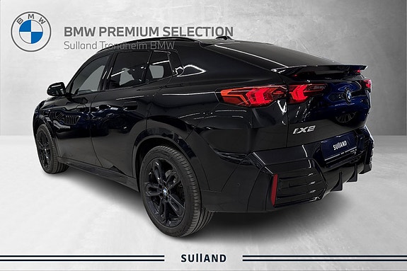 BMW iX2 3 of 30
