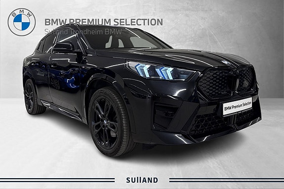 BMW iX2 7 of 30